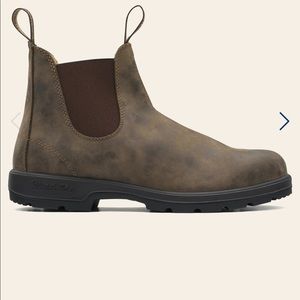 Blundstone Chelsea boots rustic brown